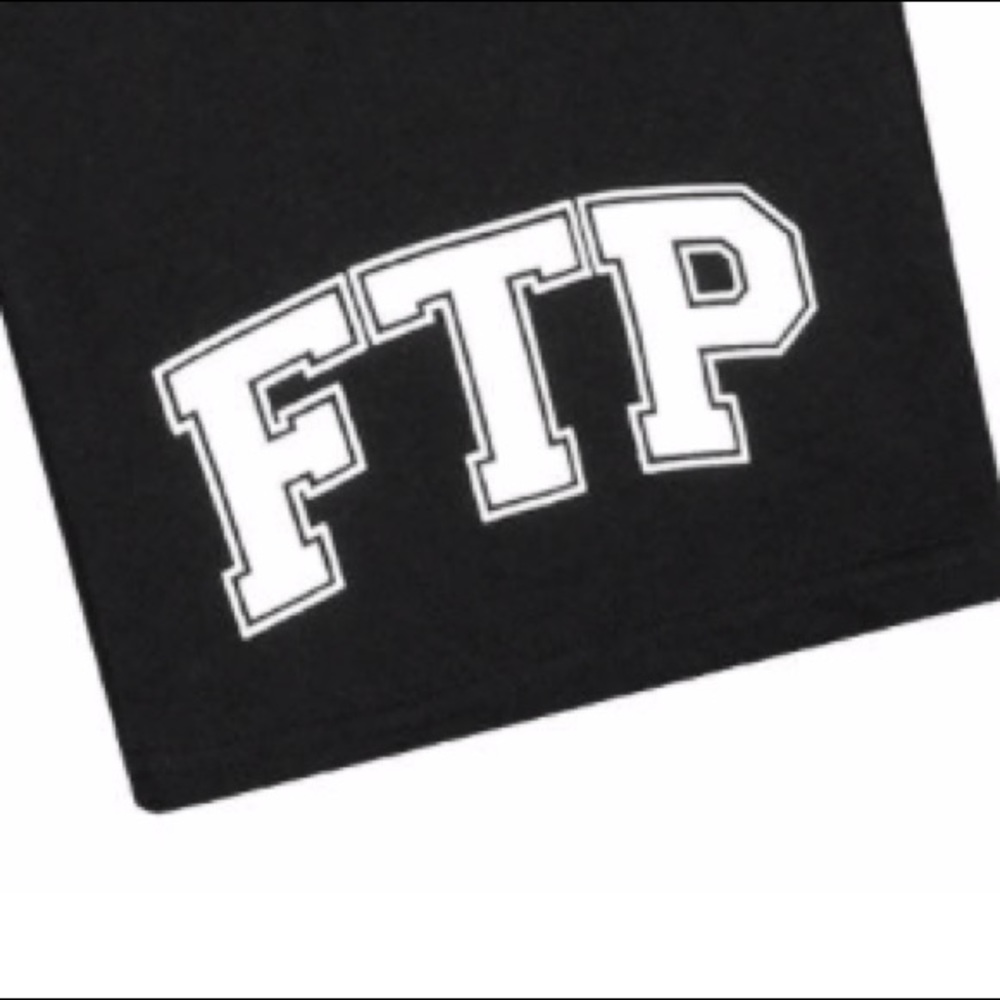 Meet your Posher, Conner